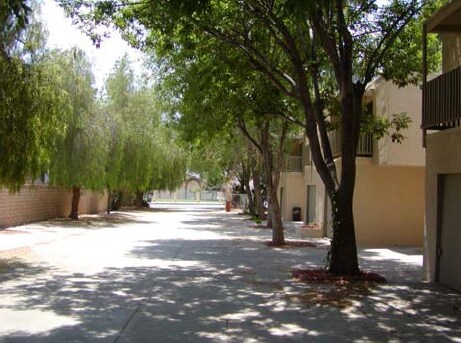 Foto del edificio - 16420 W Joy St