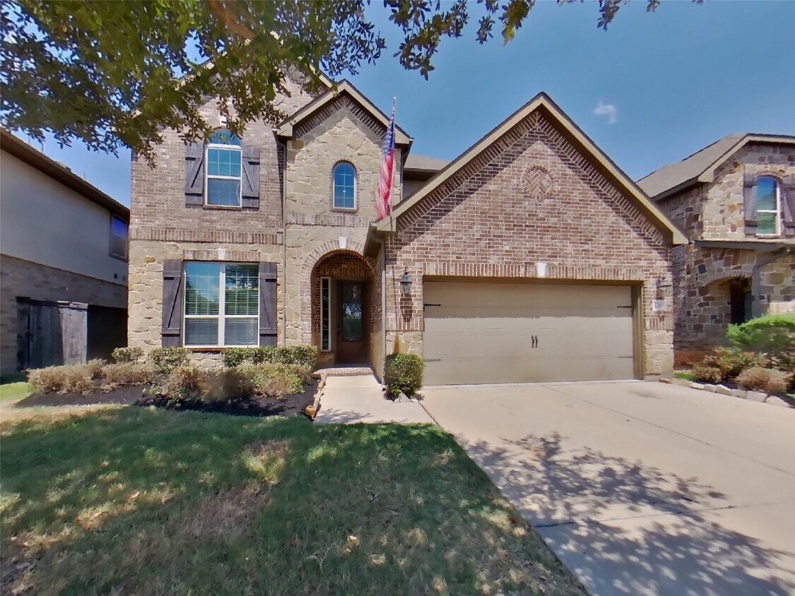 Foto principal - 3219 Breeze Bluff Way