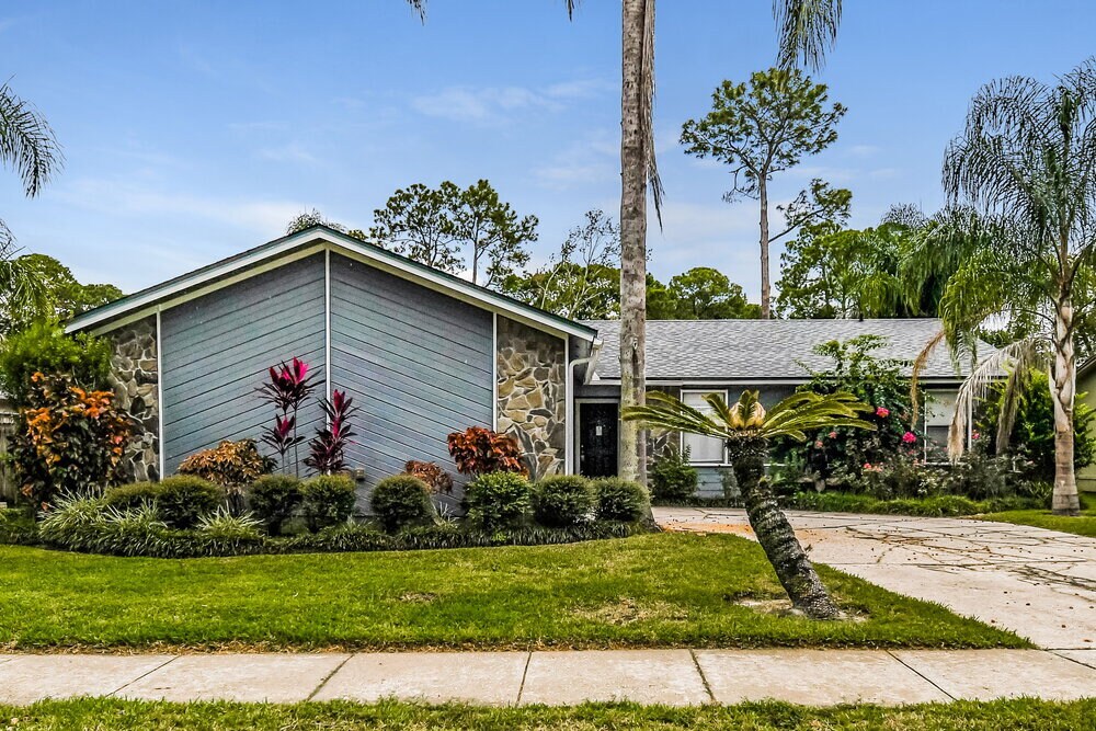 Foto principal - 3342 Laurel Grove N