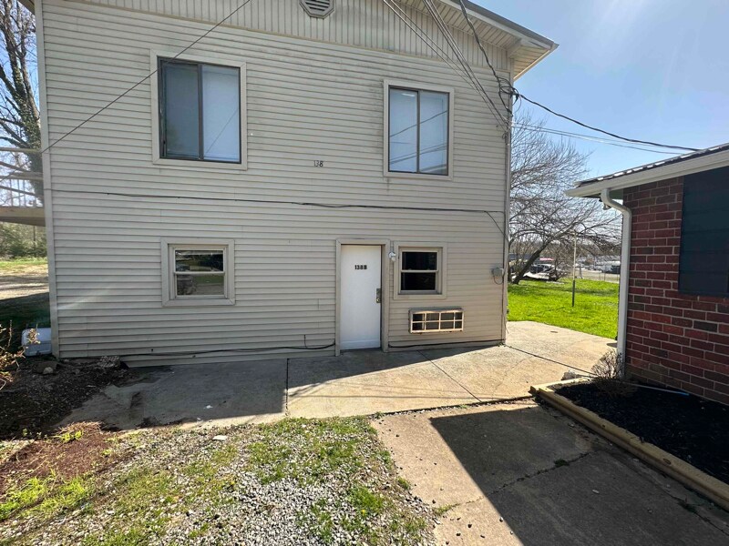 138 Montrose Ave Unit b, Morristown, TN 37813 Room for Rent in
