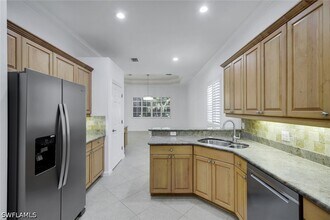 Building Photo - 15501 Cadiz Ln