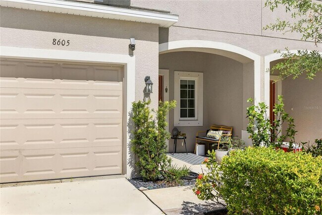 Foto del edificio - 8605 Lunar Skye St