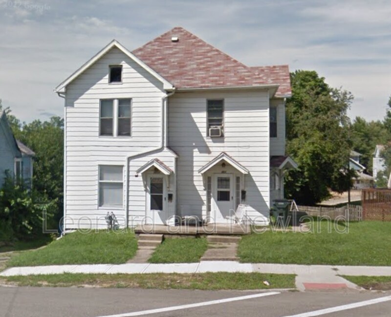 Primary Photo - 301 Highland Ave