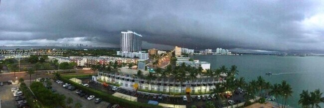 Foto del edificio - 1865 79th Street Causeway