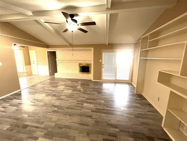 Foto del edificio - 415 Ray Ave