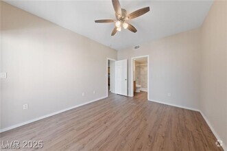Building Photo - 5855 Valley Dr