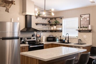 Building Photo - 765 NW 77th St