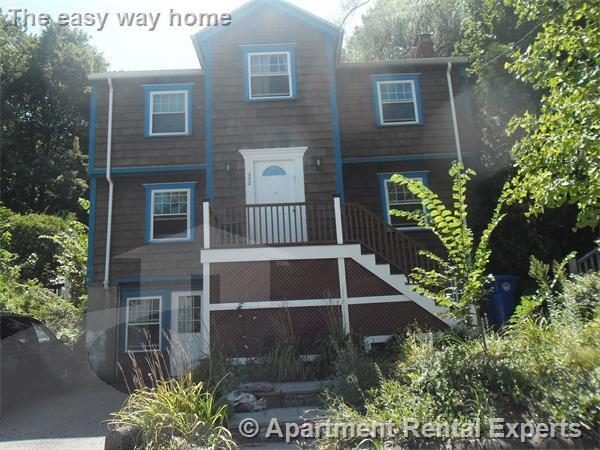 Building Photo - 252 Mason Terrace