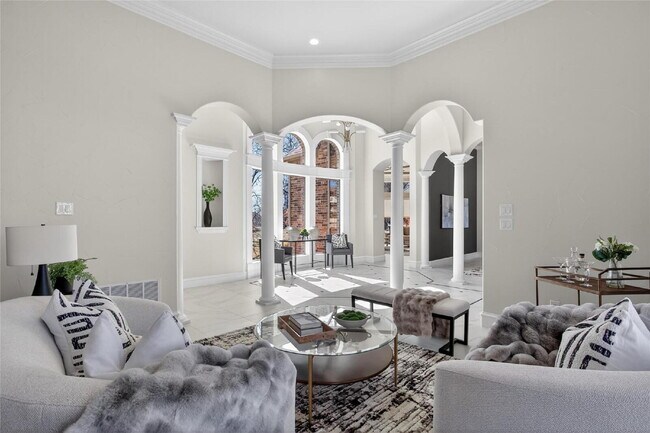 Foto del edificio - "Rare 5-Bedroom Estate in Guard-Gated Tour 18 on Over 1.5 Acres with Major Updates!"