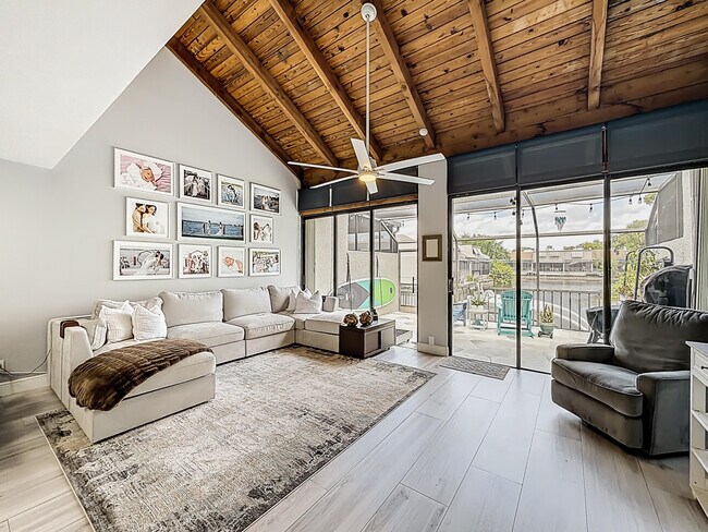 Foto del edificio - 11313 NW 15th St