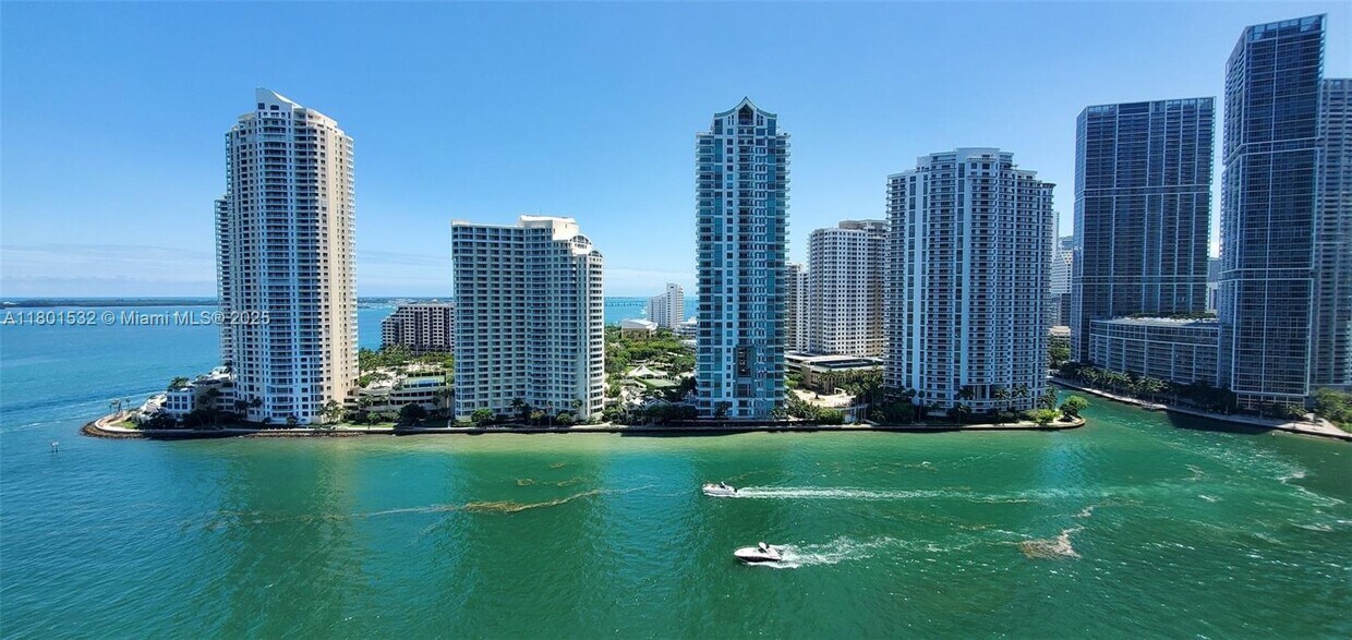 Primary Photo - 335 S Biscayne Blvd