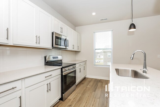 Building Photo - 6313 Trace Point Ct