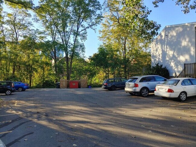 Foto del edificio - $925 | 1 Bedroom, 1 Bathroom Apartment | No Pets | Available for August 1st, 2026 Move In!