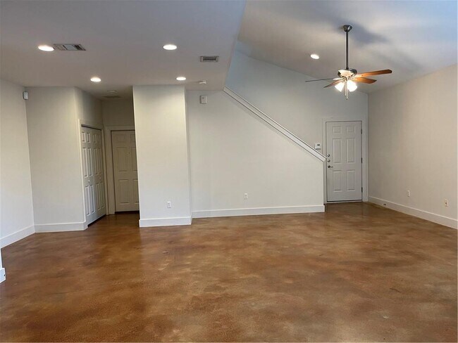 Foto del edificio - 3313 Thomas Kincheon St