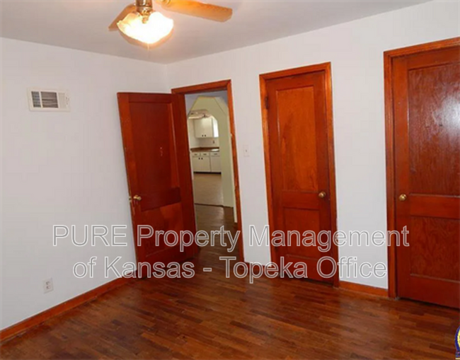 Foto del edificio - 2332 SE Kentucky Ave