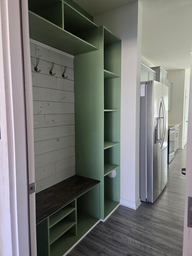 Foto del edificio - 253 Cramerton Mills Pkwy