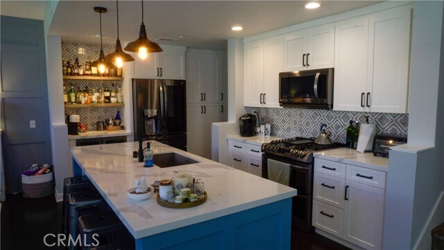 Foto del edificio - 77 Brownstone Way