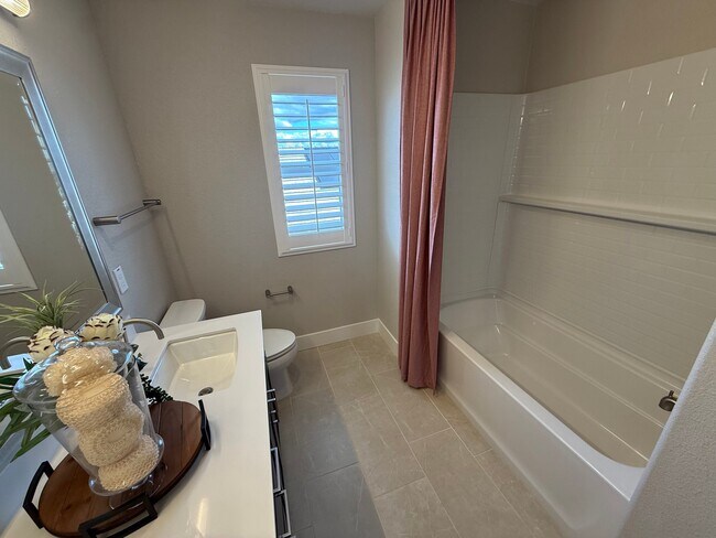 Foto del edificio - 1237 Dignity Wy