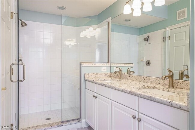 Foto del edificio - 9667 Hemingway Ln