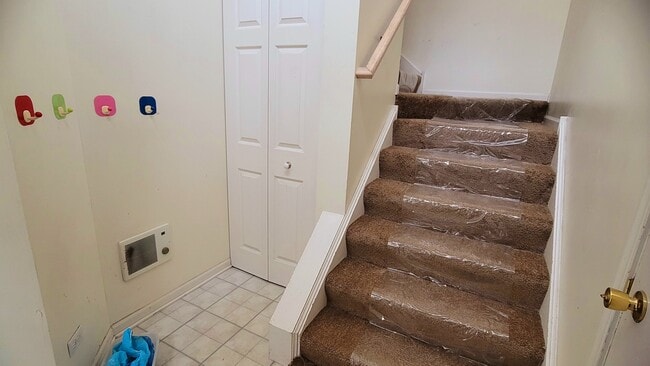 Building Photo - 2125 Fulham Dr