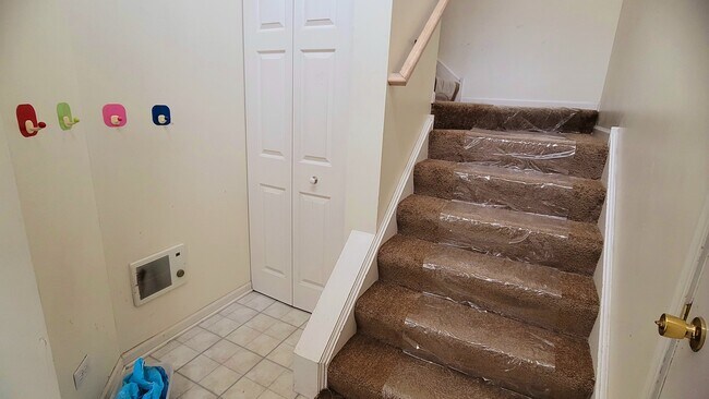 Foto del edificio - 2125 Fulham Dr