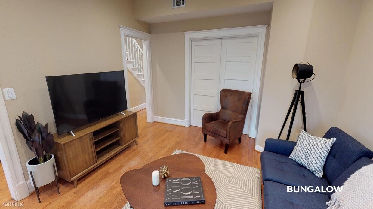 Foto principal - 1744 Kalorama Rd NW