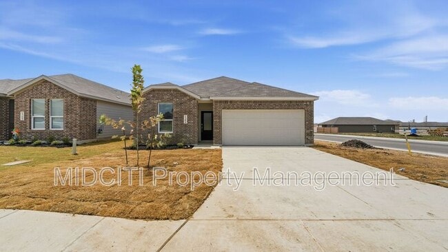 Building Photo - 1304 Apron Trl