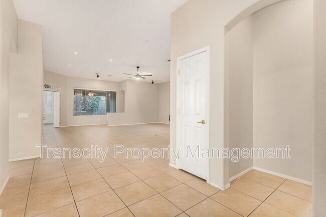 Foto del edificio - 6502 S Adobe Dr