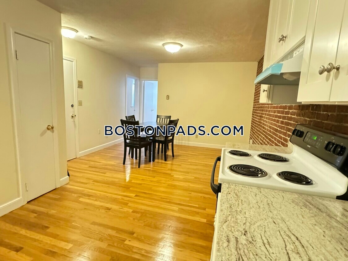 96 Tyler St. Room for Rent in Boston, MA