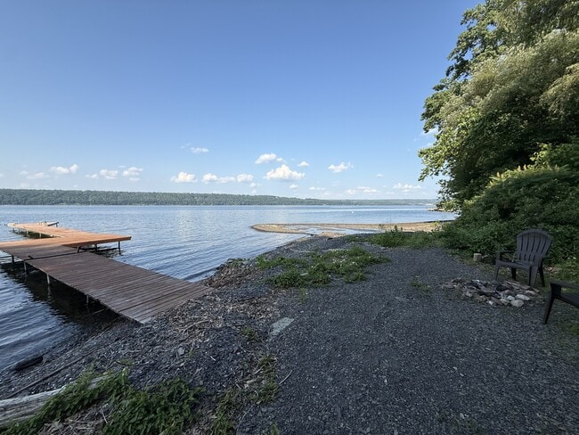 Building Photo - 1683 Taughannock Blvd