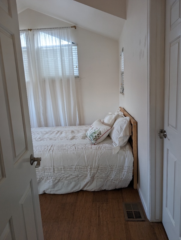 Building Photo - 251 Via La Paz