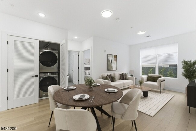 Foto del edificio - 649 38th St
