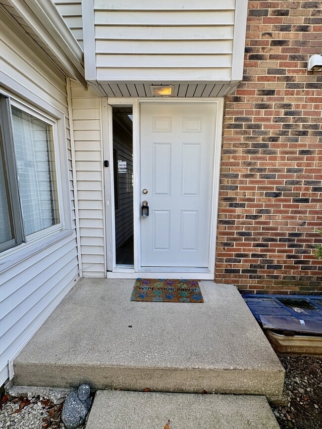 Building Photo - 207 Walker Dr