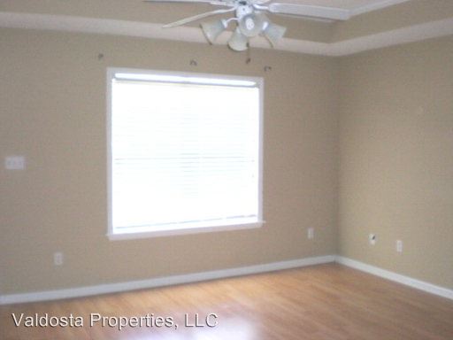 Building Photo - 3716 Kendall Ct