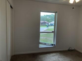 Building Photo - 715 Meadow Ct