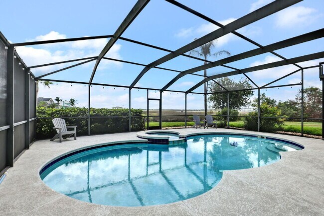 Building Photo - Welcome to your Florida lifestyle! 5 bedro...