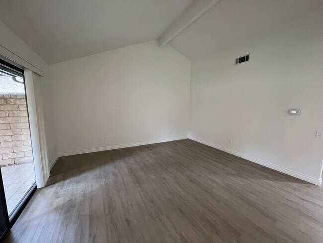 Foto del edificio - Updated 2 bed / 2 bath Home in Leisure Village