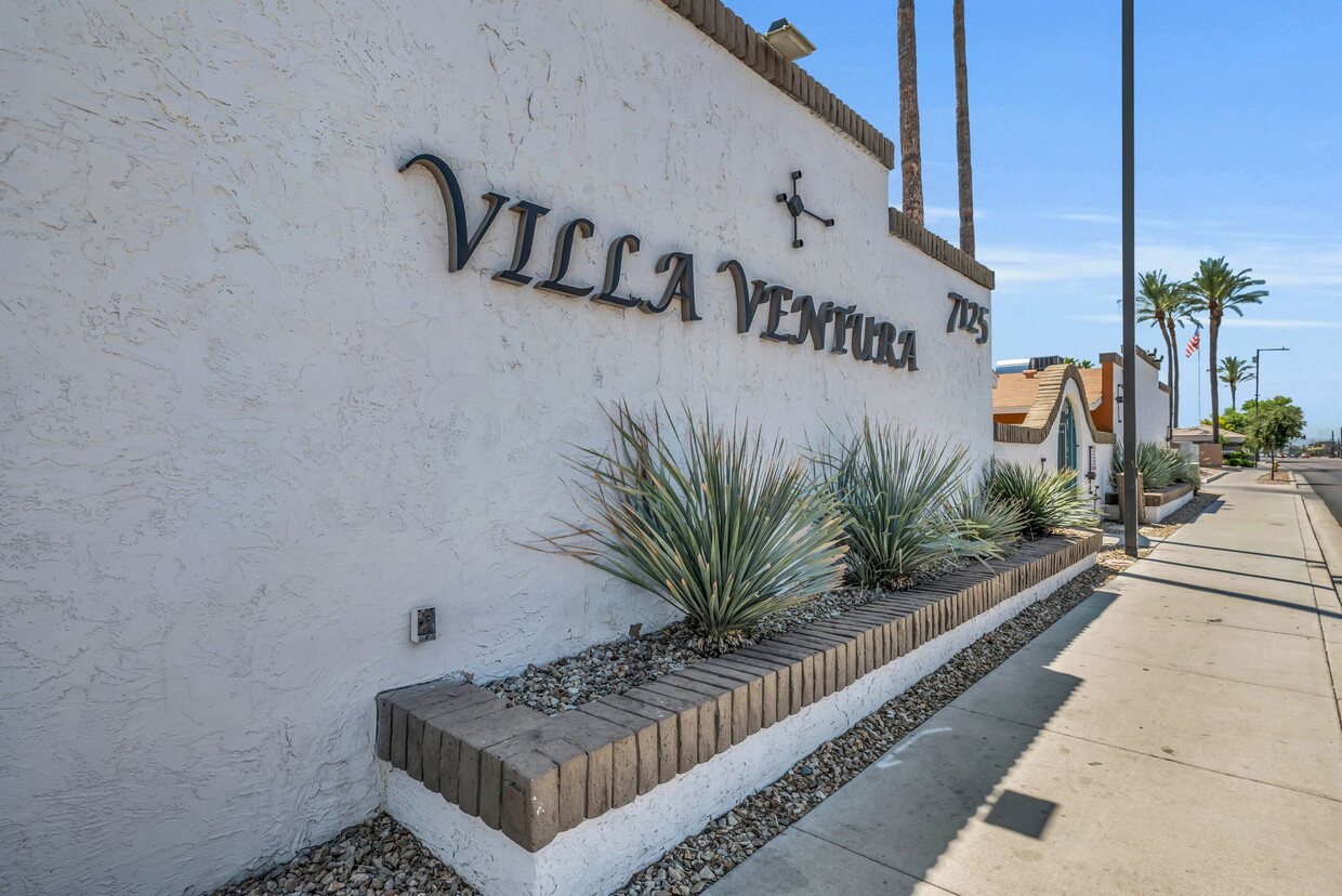 Primary Photo - Villa Ventura