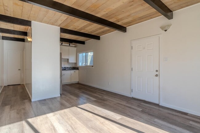 Building Photo - 178 Montecito Ave