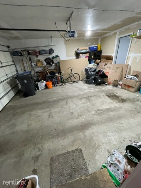Building Photo - 3 br, 2 bath Townhome - 520 Tanager Path