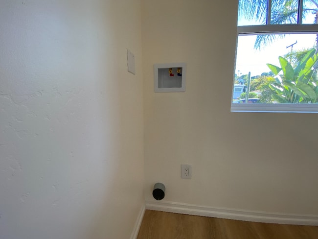 Foto del edificio - 3574 Trophy Dr