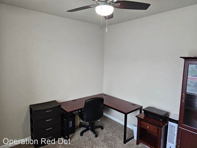 Foto del edificio - 4 br, 3 bath House - 9940 Justman St