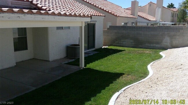 Building Photo - 5453 Desert Valley Dr