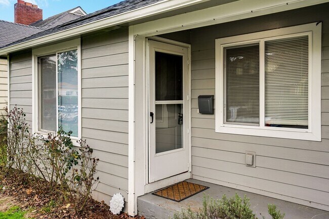 Foto del edificio - Cute 1 bedroom, 1 bathroom home near downt...