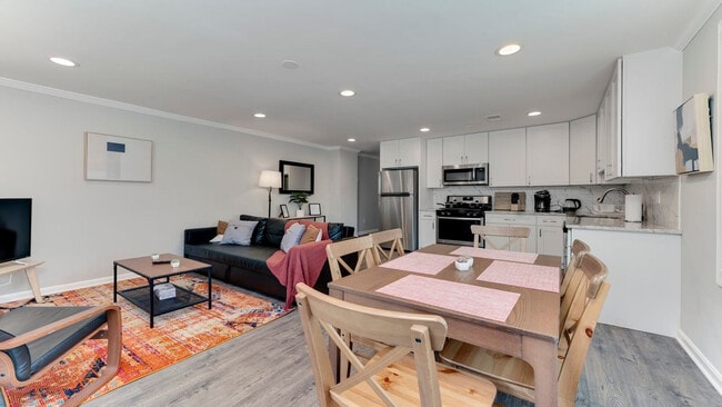 Foto del edificio - 48 E Reed Ave