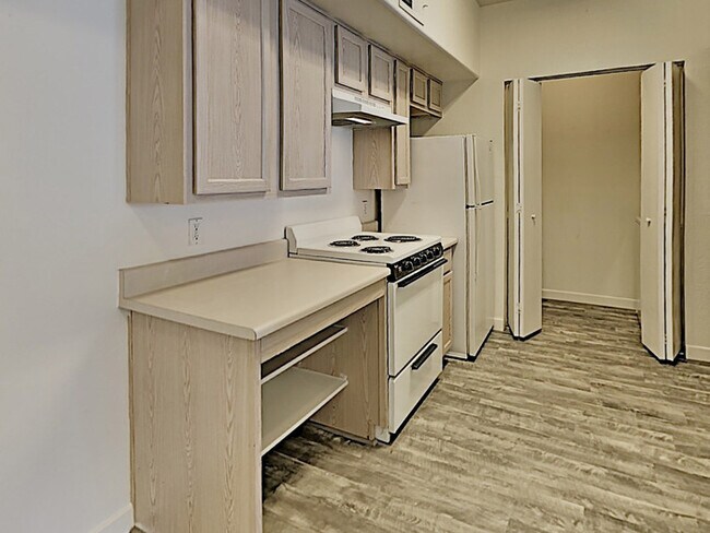 Foto del edificio - 2615 W Gary Ave
