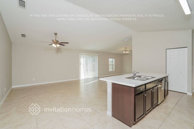 Foto del edificio - 1710 SW Buttercup Ave