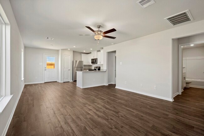 Building Photo - 10430 Red Cardinal Dr