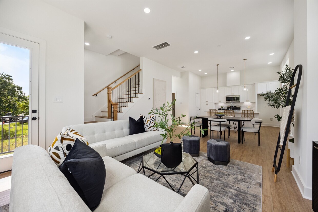 Foto principal - 835 Rachel St