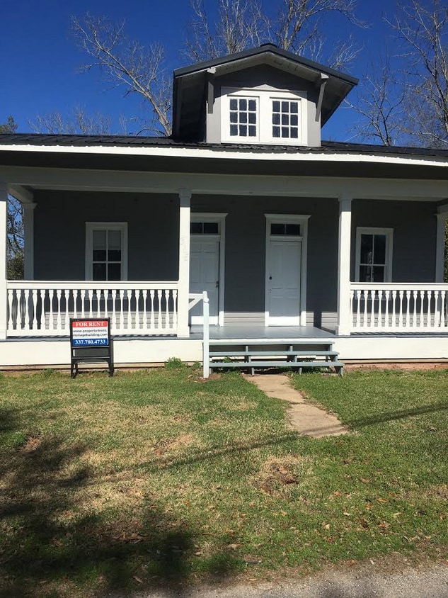 Primary Photo - 315 Bayou Rd